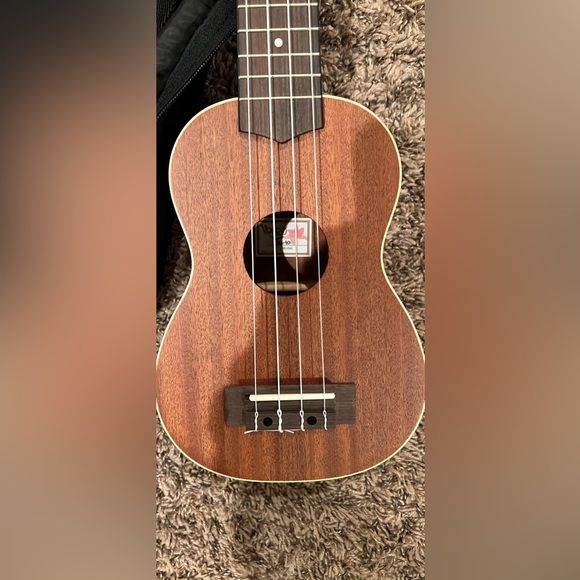 Koala Ukulele - Picture 3 of 5
